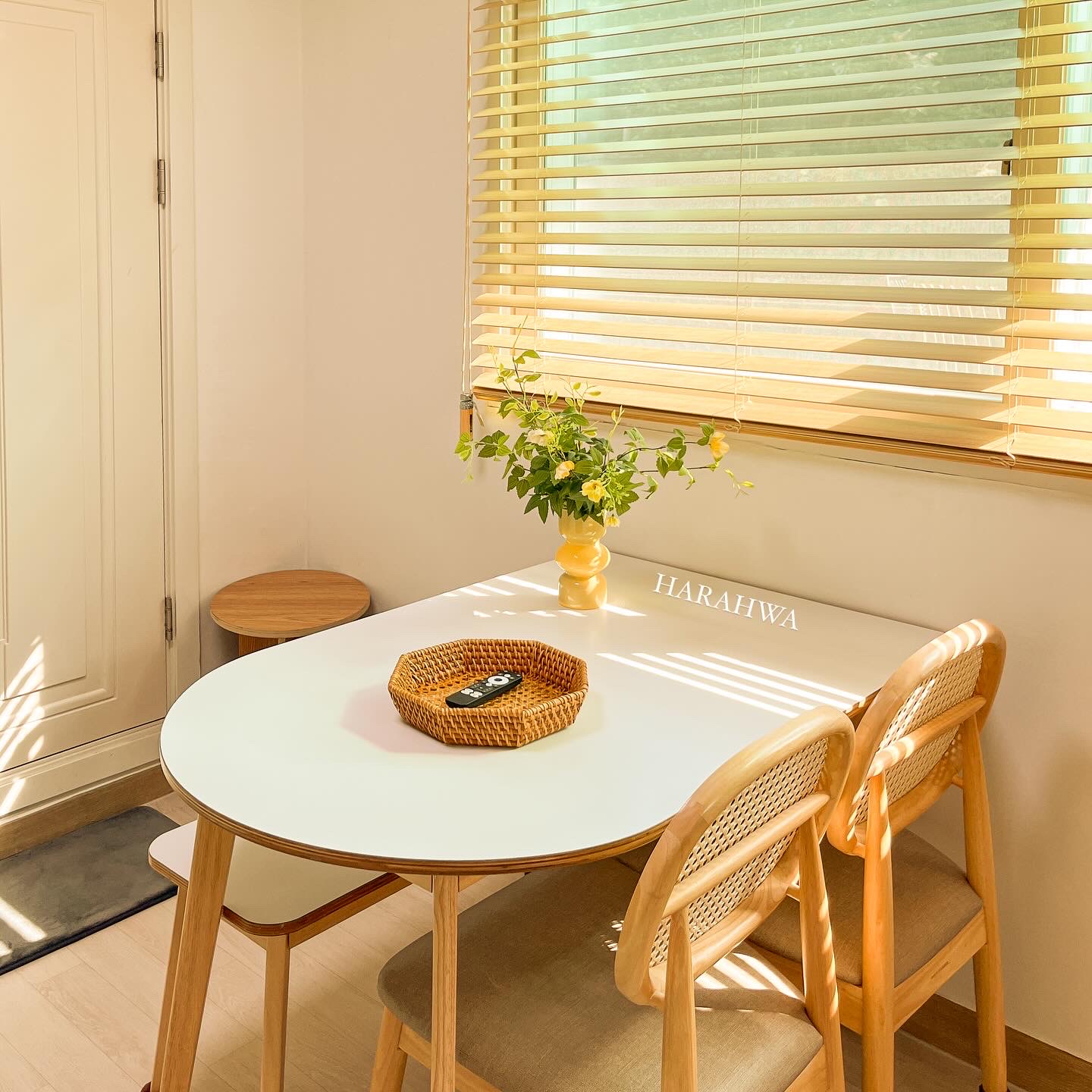 Haenggung-dong Airbnb interior styling