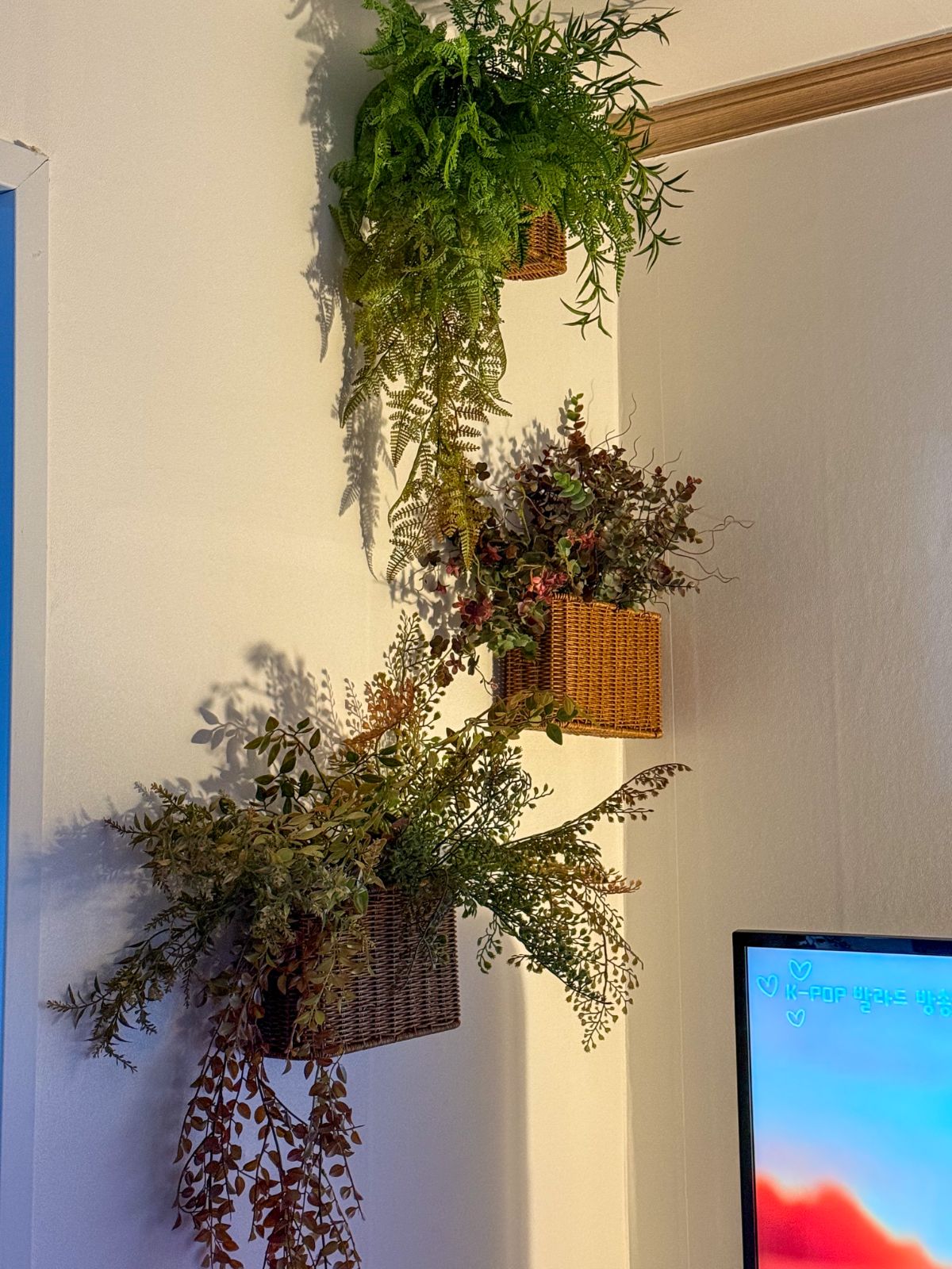 Haenggung-dong Airbnb interior styling